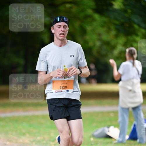 31.08.2025 - 21. Blankeneser Heldenlauf Dr. Thomas Lammeyer http://msf.ph/oto/8642176 31.08.2025 11:05:48 Laufen 5828 meine-sportfotos.de