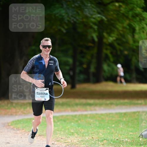 31.08.2025 - 21. Blankeneser Heldenlauf Dr. Thomas Lammeyer http://msf.ph/oto/8642181 31.08.2025 11:05:56 Laufen 4005 meine-sportfotos.de