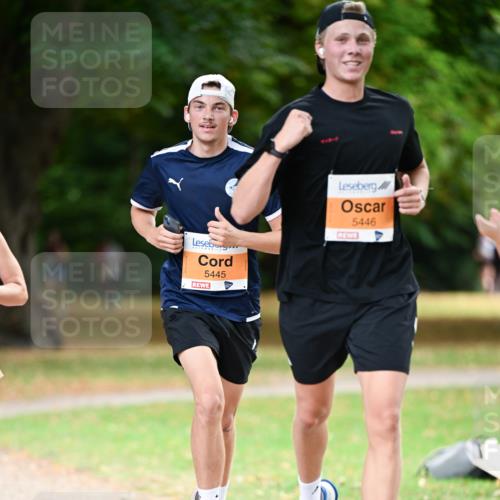 31.08.2025 - 21. Blankeneser Heldenlauf Dr. Thomas Lammeyer http://msf.ph/oto/8642245 31.08.2025 11:06:09 Laufen 5445, 5446 meine-sportfotos.de