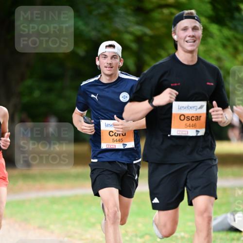 31.08.2025 - 21. Blankeneser Heldenlauf Dr. Thomas Lammeyer http://msf.ph/oto/8642247 31.08.2025 11:06:10 Laufen 5445, 5446 meine-sportfotos.de