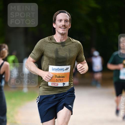 31.08.2025 - 21. Blankeneser Heldenlauf Dr. Thomas Lammeyer http://msf.ph/oto/8642261 31.08.2025 11:06:12 Laufen 5781 meine-sportfotos.de
