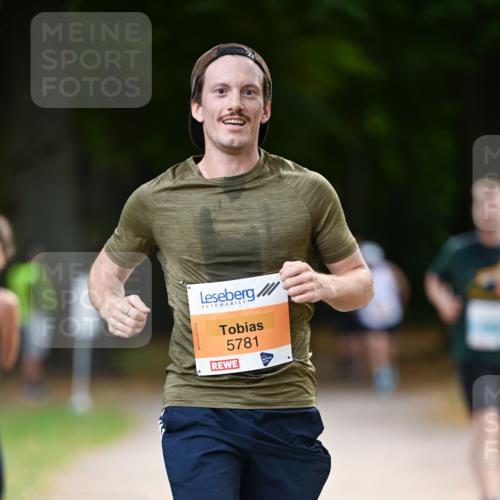 31.08.2025 - 21. Blankeneser Heldenlauf Dr. Thomas Lammeyer http://msf.ph/oto/8642264 31.08.2025 11:06:12 Laufen 5781 meine-sportfotos.de