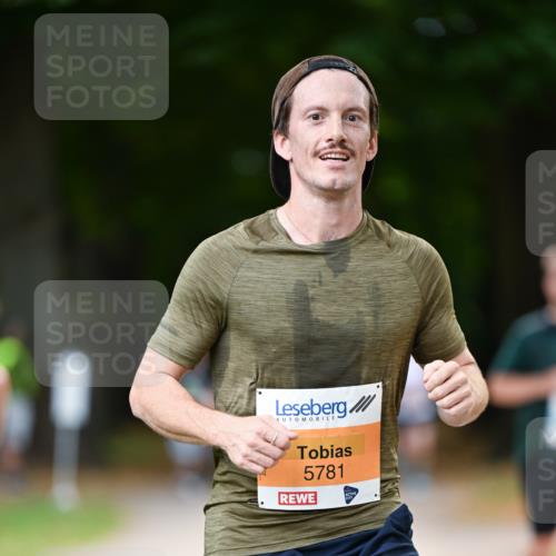 31.08.2025 - 21. Blankeneser Heldenlauf Dr. Thomas Lammeyer http://msf.ph/oto/8642268 31.08.2025 11:06:13 Laufen 5781 meine-sportfotos.de