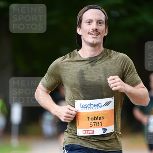 31.08.2025 - 21. Blankeneser Heldenlauf Dr. Thomas Lammeyer http://msf.ph/oto/8642269 31.08.2025 11:06:13 Laufen 5781 meine-sportfotos.de