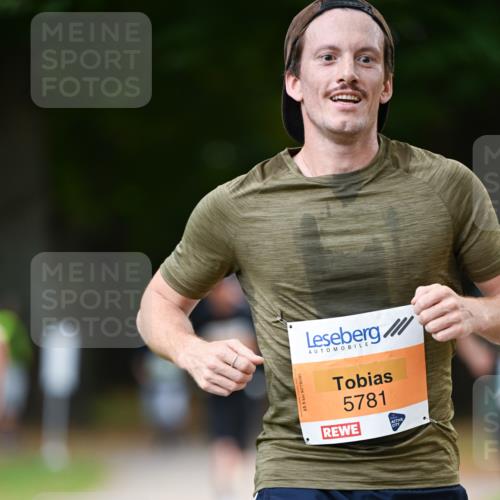 31.08.2025 - 21. Blankeneser Heldenlauf Dr. Thomas Lammeyer http://msf.ph/oto/8642270 31.08.2025 11:06:13 Laufen 21, 1, 5781 meine-sportfotos.de