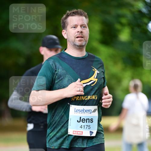 31.08.2025 - 21. Blankeneser Heldenlauf Dr. Thomas Lammeyer http://msf.ph/oto/8642286 31.08.2025 11:06:17 Laufen 4175 meine-sportfotos.de