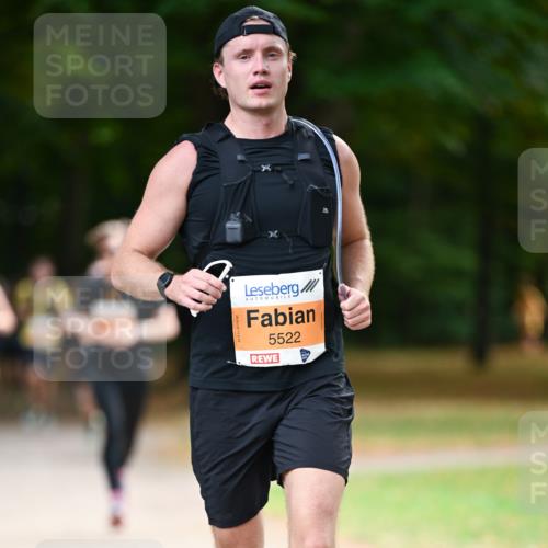 31.08.2025 - 21. Blankeneser Heldenlauf Dr. Thomas Lammeyer http://msf.ph/oto/8642353 31.08.2025 11:06:29 Laufen 5522 meine-sportfotos.de