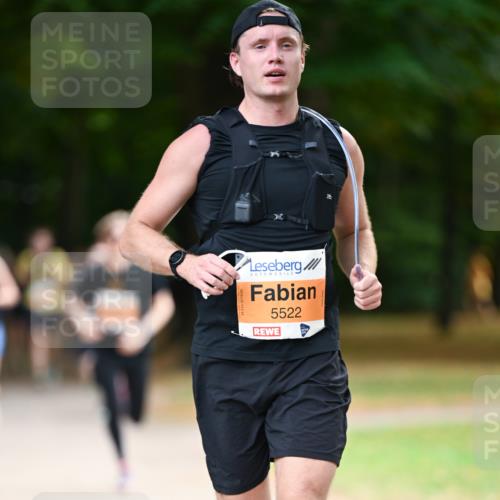 31.08.2025 - 21. Blankeneser Heldenlauf Dr. Thomas Lammeyer http://msf.ph/oto/8642354 31.08.2025 11:06:29 Laufen 5522 meine-sportfotos.de