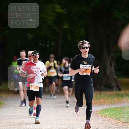 31.08.2025 - 21. Blankeneser Heldenlauf Dr. Thomas Lammeyer http://msf.ph/oto/8642357 31.08.2025 11:06:30 Laufen 5510 meine-sportfotos.de