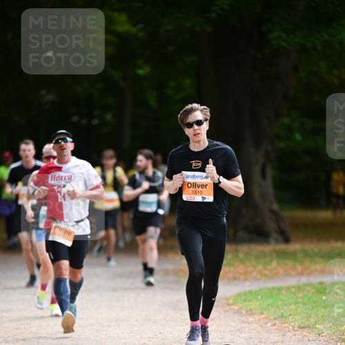 31.08.2025 - 21. Blankeneser Heldenlauf Dr. Thomas Lammeyer http://msf.ph/oto/8642359 31.08.2025 11:06:31 Laufen 5510 meine-sportfotos.de