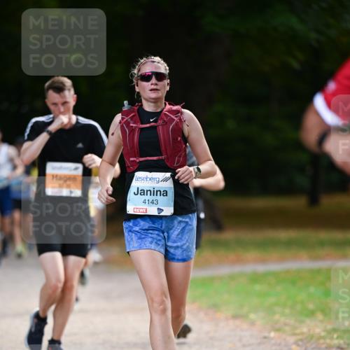 31.08.2025 - 21. Blankeneser Heldenlauf Dr. Thomas Lammeyer http://msf.ph/oto/8642390 31.08.2025 11:06:35 Laufen 4143 meine-sportfotos.de