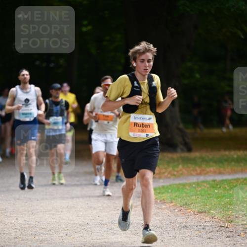 31.08.2025 - 21. Blankeneser Heldenlauf Dr. Thomas Lammeyer http://msf.ph/oto/8642401 31.08.2025 11:06:38 Laufen 5393 meine-sportfotos.de