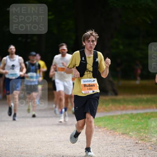 31.08.2025 - 21. Blankeneser Heldenlauf Dr. Thomas Lammeyer http://msf.ph/oto/8642402 31.08.2025 11:06:38 Laufen 5393 meine-sportfotos.de