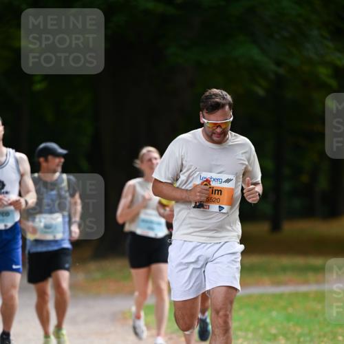 31.08.2025 - 21. Blankeneser Heldenlauf Dr. Thomas Lammeyer http://msf.ph/oto/8642431 31.08.2025 11:06:42 Laufen 5520 meine-sportfotos.de
