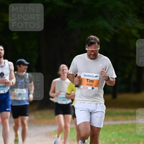 31.08.2025 - 21. Blankeneser Heldenlauf Dr. Thomas Lammeyer http://msf.ph/oto/8642433 31.08.2025 11:06:42 Laufen 5520 meine-sportfotos.de