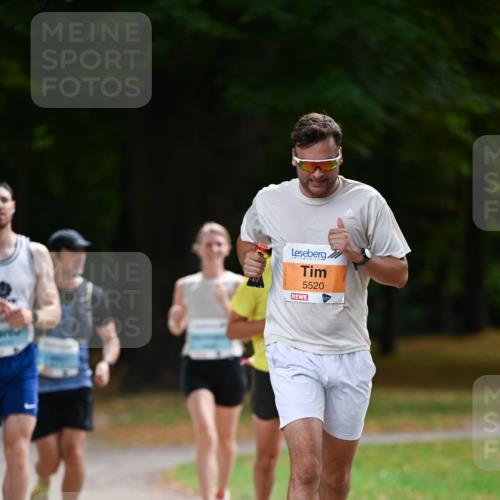 31.08.2025 - 21. Blankeneser Heldenlauf Dr. Thomas Lammeyer http://msf.ph/oto/8642434 31.08.2025 11:06:43 Laufen 5520 meine-sportfotos.de