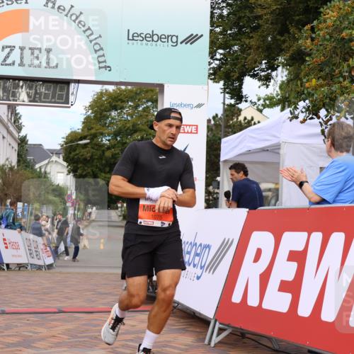 31.08.2025 - 21. Blankeneser Heldenlauf Strokosch-Dieckow http://msf.ph/oto/8642437 31.08.2025 09:34:45 Ziel 1075 meine-sportfotos.de