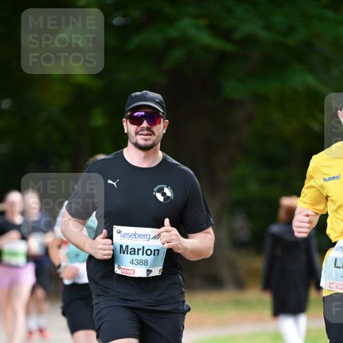 31.08.2025 - 21. Blankeneser Heldenlauf Dr. Thomas Lammeyer http://msf.ph/oto/8642469 31.08.2025 11:06:50 Laufen 4388 meine-sportfotos.de
