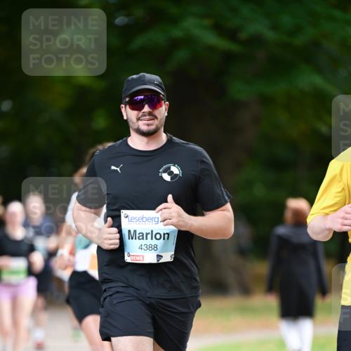 31.08.2025 - 21. Blankeneser Heldenlauf Dr. Thomas Lammeyer http://msf.ph/oto/8642470 31.08.2025 11:06:50 Laufen 4388 meine-sportfotos.de