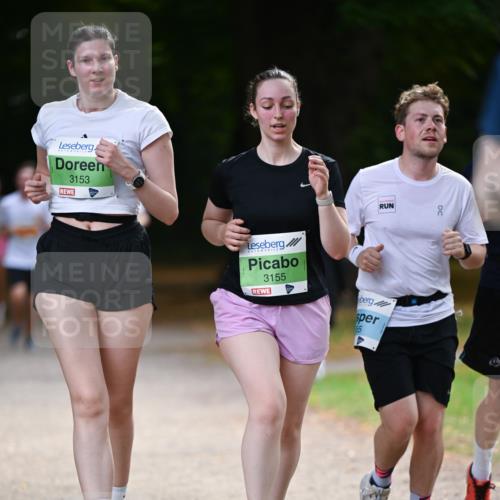 31.08.2025 - 21. Blankeneser Heldenlauf Dr. Thomas Lammeyer http://msf.ph/oto/8642504 31.08.2025 11:06:56 Laufen 3153, 3155, 65 meine-sportfotos.de