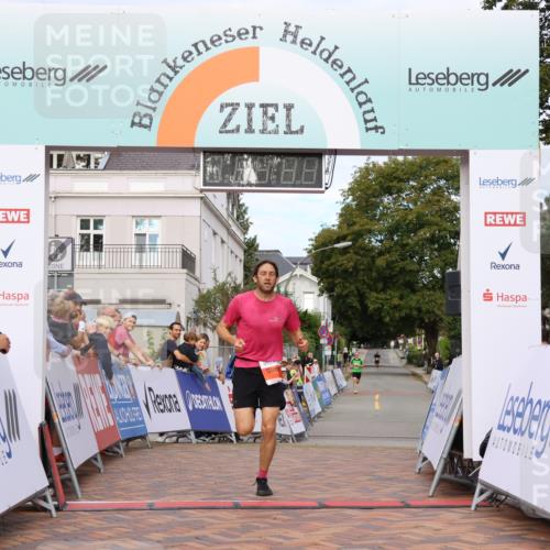 31.08.2025 - 21. Blankeneser Heldenlauf Strokosch-Dieckow http://msf.ph/oto/8642570 31.08.2025 09:34:19 Ziel 1124 meine-sportfotos.de