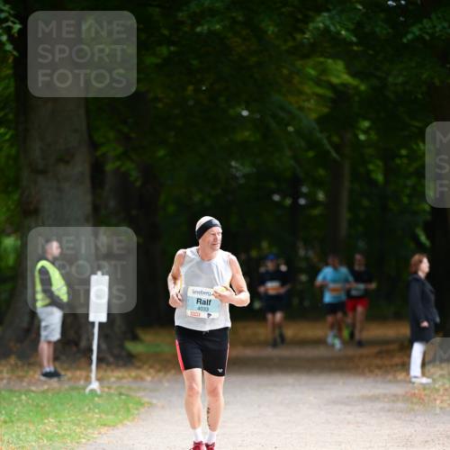 31.08.2025 - 21. Blankeneser Heldenlauf Dr. Thomas Lammeyer http://msf.ph/oto/8642577 31.08.2025 11:07:13 Laufen 4033 meine-sportfotos.de