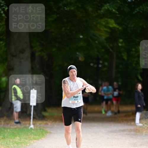 31.08.2025 - 21. Blankeneser Heldenlauf Dr. Thomas Lammeyer http://msf.ph/oto/8642585 31.08.2025 11:07:14 Laufen 4033 meine-sportfotos.de