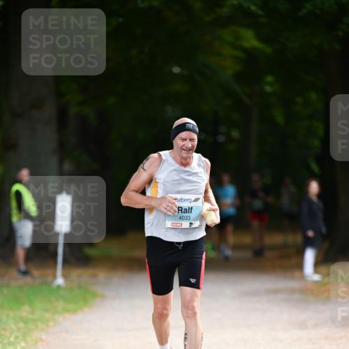 31.08.2025 - 21. Blankeneser Heldenlauf Dr. Thomas Lammeyer http://msf.ph/oto/8642600 31.08.2025 11:07:15 Laufen 4033 meine-sportfotos.de