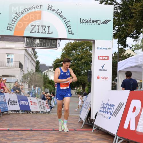 31.08.2025 - 21. Blankeneser Heldenlauf Strokosch-Dieckow http://msf.ph/oto/8642632 31.08.2025 09:33:51 Ziel 1032 meine-sportfotos.de