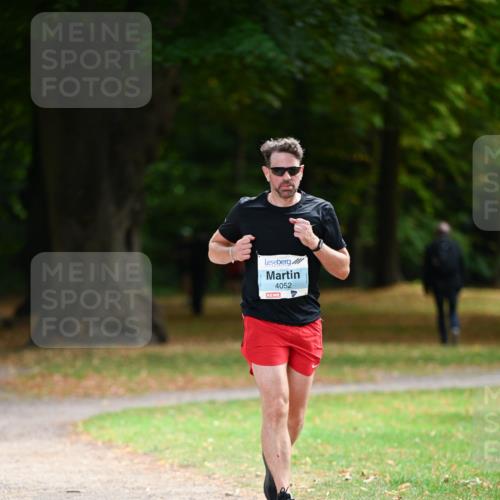 31.08.2025 - 21. Blankeneser Heldenlauf Dr. Thomas Lammeyer http://msf.ph/oto/8642667 31.08.2025 11:07:34 Laufen 4052 meine-sportfotos.de