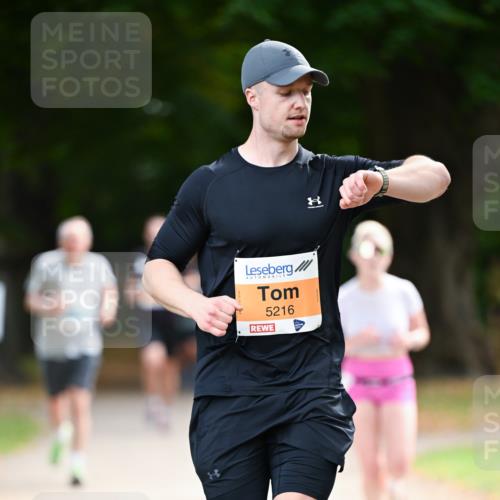 31.08.2025 - 21. Blankeneser Heldenlauf Dr. Thomas Lammeyer http://msf.ph/oto/8642682 31.08.2025 11:07:36 Laufen 5216 meine-sportfotos.de