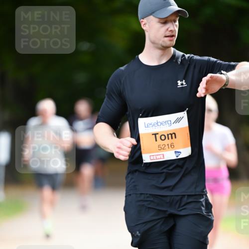 31.08.2025 - 21. Blankeneser Heldenlauf Dr. Thomas Lammeyer http://msf.ph/oto/8642685 31.08.2025 11:07:37 Laufen 5216 meine-sportfotos.de