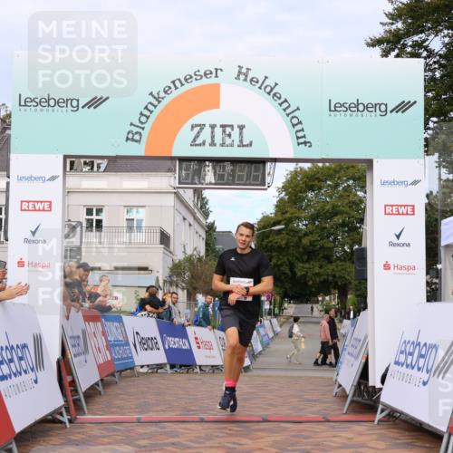 31.08.2025 - 21. Blankeneser Heldenlauf Strokosch-Dieckow http://msf.ph/oto/8642695 31.08.2025 09:33:18 Ziel 1024 meine-sportfotos.de