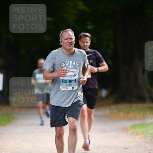 31.08.2025 - 21. Blankeneser Heldenlauf Dr. Thomas Lammeyer http://msf.ph/oto/8642714 31.08.2025 11:07:41 Laufen 4096 meine-sportfotos.de
