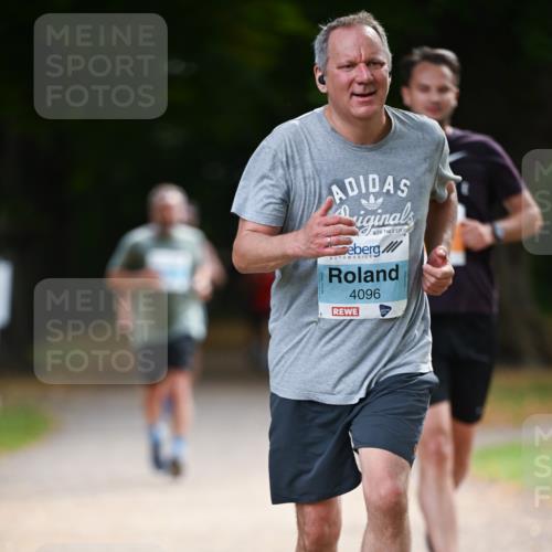 31.08.2025 - 21. Blankeneser Heldenlauf Dr. Thomas Lammeyer http://msf.ph/oto/8642730 31.08.2025 11:07:43 Laufen 4096 meine-sportfotos.de