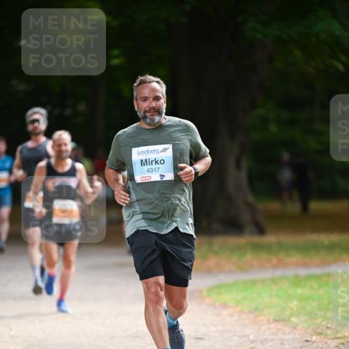 31.08.2025 - 21. Blankeneser Heldenlauf Dr. Thomas Lammeyer http://msf.ph/oto/8642735 31.08.2025 11:07:46 Laufen 4317 meine-sportfotos.de