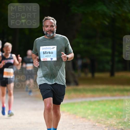 31.08.2025 - 21. Blankeneser Heldenlauf Dr. Thomas Lammeyer http://msf.ph/oto/8642739 31.08.2025 11:07:46 Laufen 4317 meine-sportfotos.de