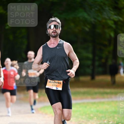 31.08.2025 - 21. Blankeneser Heldenlauf Dr. Thomas Lammeyer http://msf.ph/oto/8642771 31.08.2025 11:07:51 Laufen 5769 meine-sportfotos.de