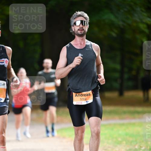 31.08.2025 - 21. Blankeneser Heldenlauf Dr. Thomas Lammeyer http://msf.ph/oto/8642772 31.08.2025 11:07:51 Laufen 5769 meine-sportfotos.de