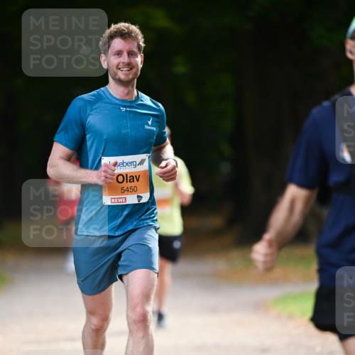 31.08.2025 - 21. Blankeneser Heldenlauf Dr. Thomas Lammeyer http://msf.ph/oto/8642805 31.08.2025 11:07:55 Laufen 5450 meine-sportfotos.de