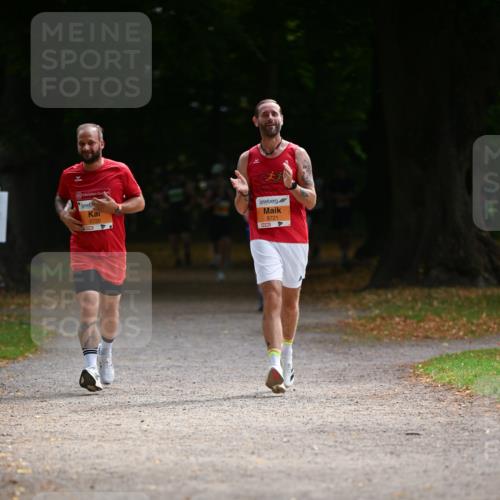31.08.2025 - 21. Blankeneser Heldenlauf Dr. Thomas Lammeyer http://msf.ph/oto/8642844 31.08.2025 11:08:00 Laufen 5720, 5721 meine-sportfotos.de