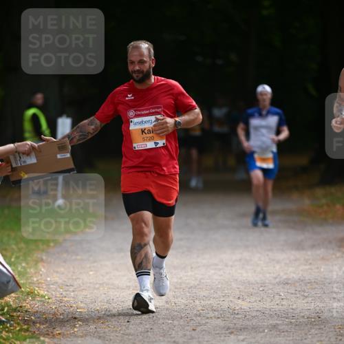 31.08.2025 - 21. Blankeneser Heldenlauf Dr. Thomas Lammeyer http://msf.ph/oto/8642867 31.08.2025 11:08:03 Laufen 5720 meine-sportfotos.de