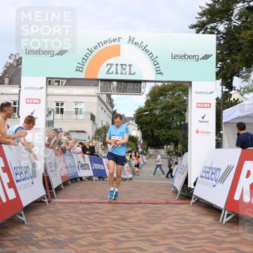 31.08.2025 - 21. Blankeneser Heldenlauf Strokosch-Dieckow http://msf.ph/oto/8642868 31.08.2025 09:31:37 Ziel 1155 meine-sportfotos.de