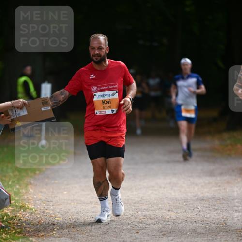 31.08.2025 - 21. Blankeneser Heldenlauf Dr. Thomas Lammeyer http://msf.ph/oto/8642870 31.08.2025 11:08:03 Laufen 5720 meine-sportfotos.de