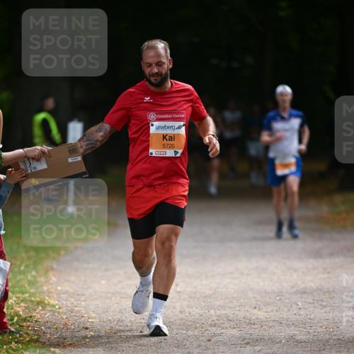 31.08.2025 - 21. Blankeneser Heldenlauf Dr. Thomas Lammeyer http://msf.ph/oto/8642872 31.08.2025 11:08:03 Laufen 5720 meine-sportfotos.de
