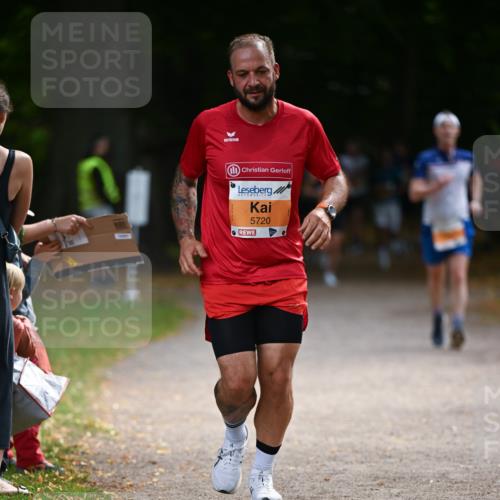 31.08.2025 - 21. Blankeneser Heldenlauf Dr. Thomas Lammeyer http://msf.ph/oto/8642880 31.08.2025 11:08:04 Laufen 9, 5720 meine-sportfotos.de