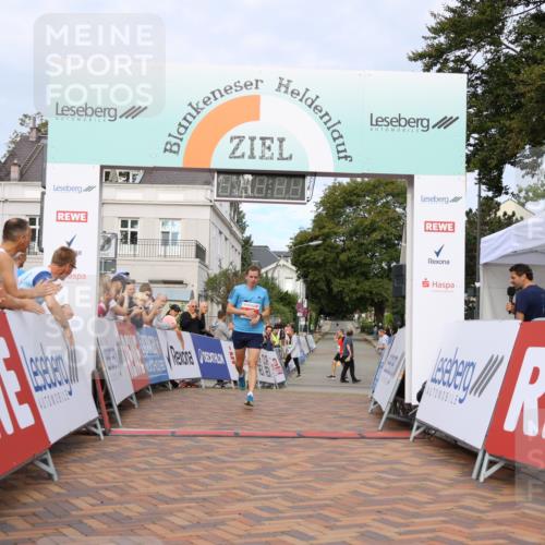 31.08.2025 - 21. Blankeneser Heldenlauf Strokosch-Dieckow http://msf.ph/oto/8642895 31.08.2025 09:31:36 Ziel 1155 meine-sportfotos.de
