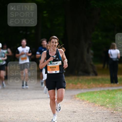 31.08.2025 - 21. Blankeneser Heldenlauf Dr. Thomas Lammeyer http://msf.ph/oto/8642901 31.08.2025 11:08:13 Laufen 5821 meine-sportfotos.de