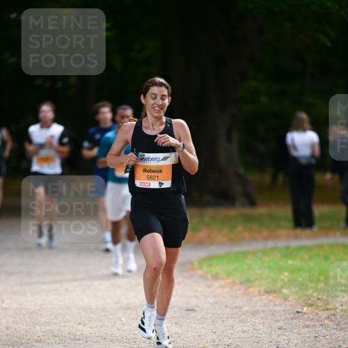 31.08.2025 - 21. Blankeneser Heldenlauf Dr. Thomas Lammeyer http://msf.ph/oto/8642906 31.08.2025 11:08:13 Laufen 5821 meine-sportfotos.de