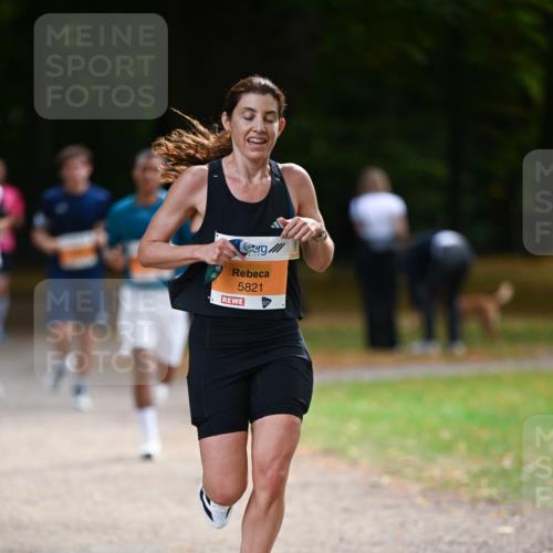 31.08.2025 - 21. Blankeneser Heldenlauf Dr. Thomas Lammeyer http://msf.ph/oto/8642917 31.08.2025 11:08:15 Laufen 5821 meine-sportfotos.de